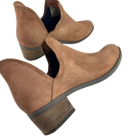 Blondo Waterproof Nubuck Heeled Ankle Booties Victoria in Cognac - Picture 3 of 10